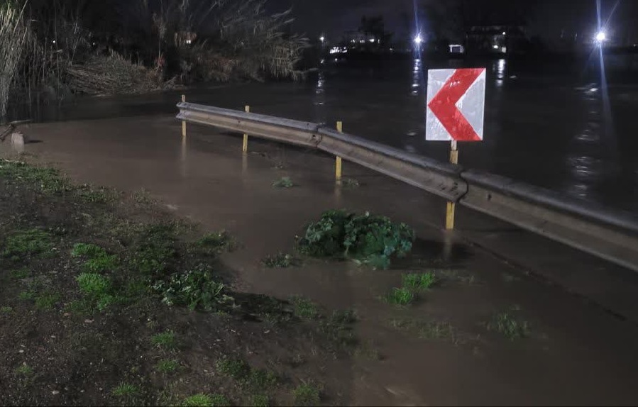 بازگشایی بستر رودخانه‌های تلار و تجن از وقوع خسارت در سیل 26 بهمن پیشگیری کرد