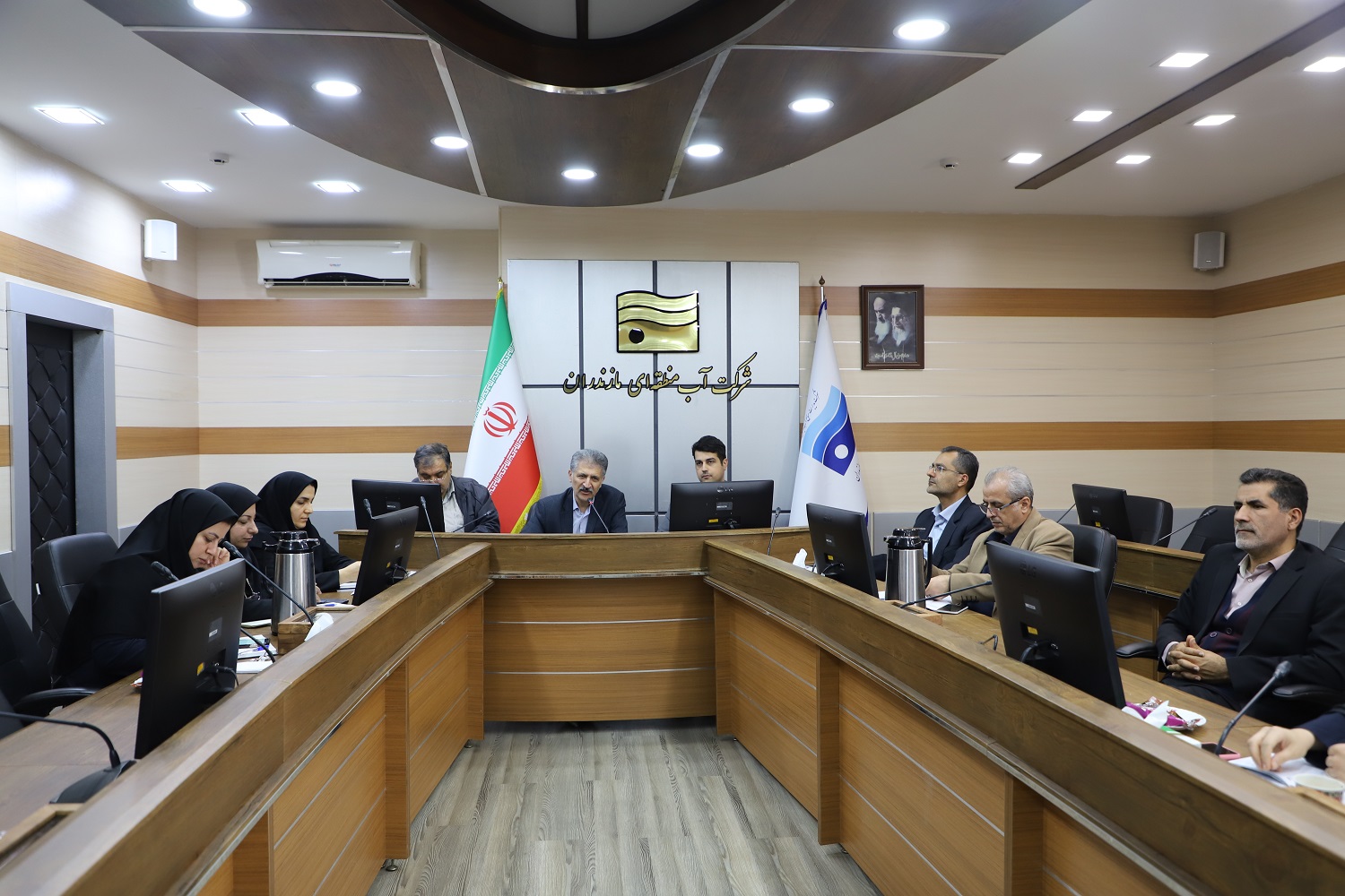 بهره‌گیری از انرژی و اندیشه جوانان به بهبود مدیریت و خدمت‌رسانی کمک می‌کند